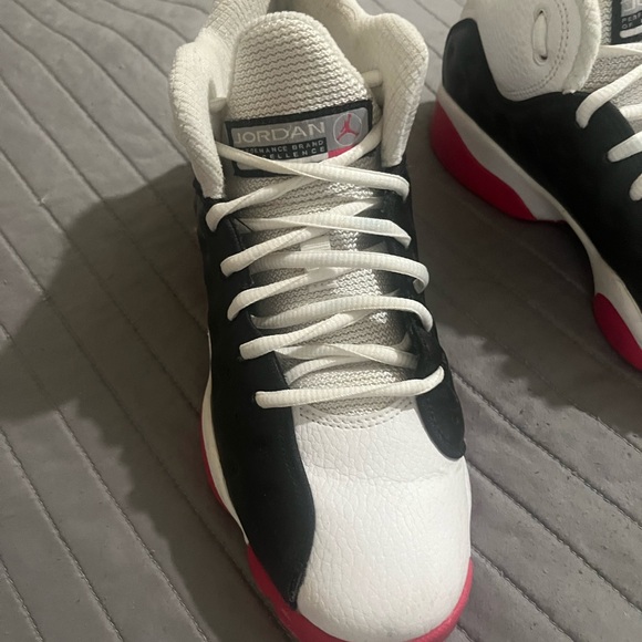 Jordan shoes hot pink 13’s - Picture 3 of 3